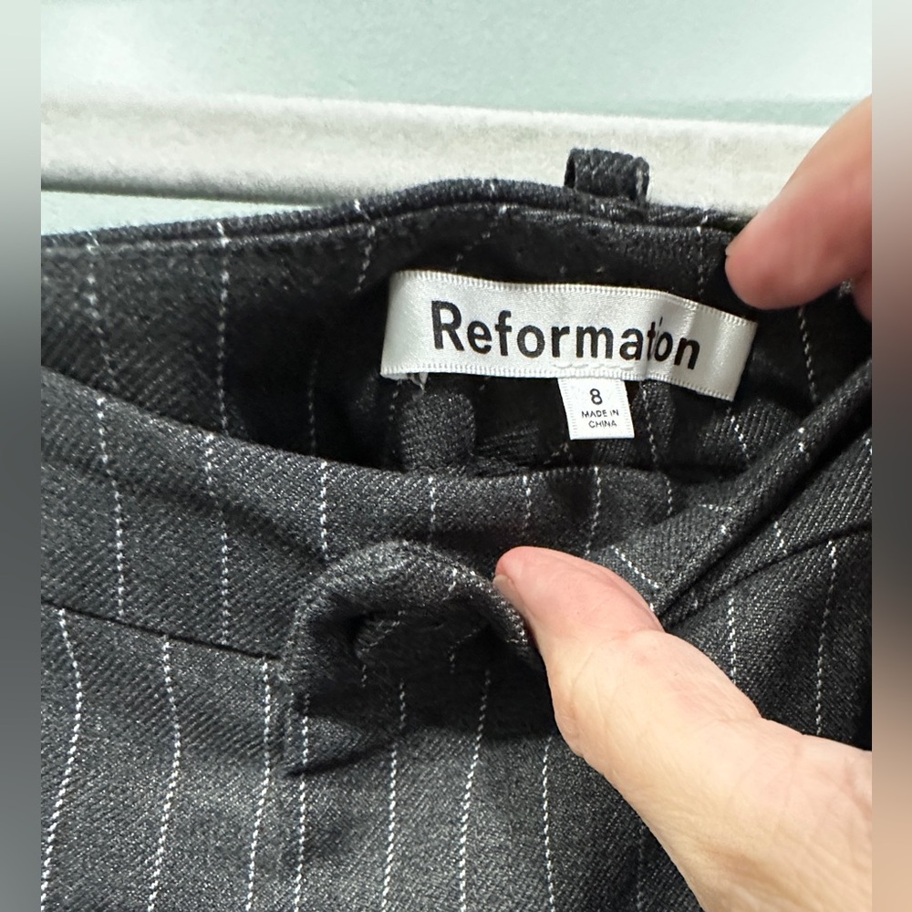 Reformation Freddie Gray Pinstripe Dress Work Pants Size 8 - Picture 9 of 11